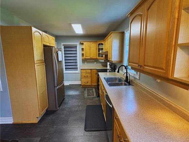 63 MINTERN Avenue Unit# Upper Unit, Brantford, Ontario, N3S1L2