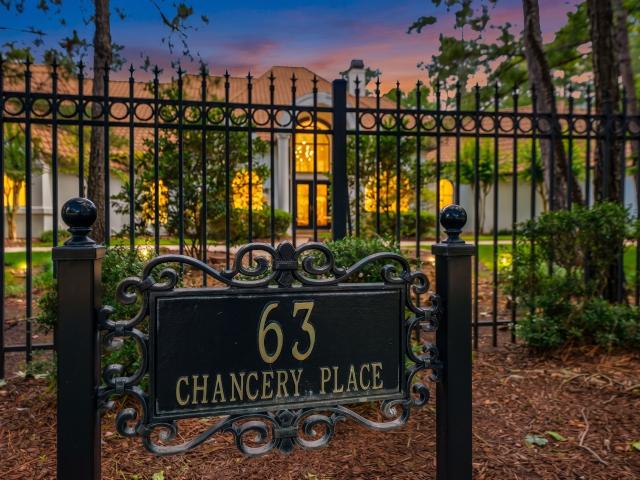 63 NW Chancery Place NW