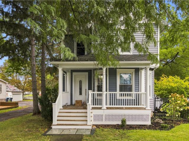 63 Oak Street
