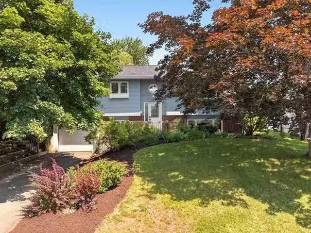 63 Oakmount Drive, Bedford, NS, B4A 2W1 house for sale List.