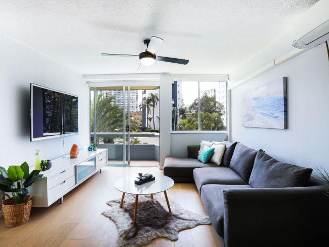 6/3 Old Burleigh Road, SURFERS PARADISE, QLD 4217