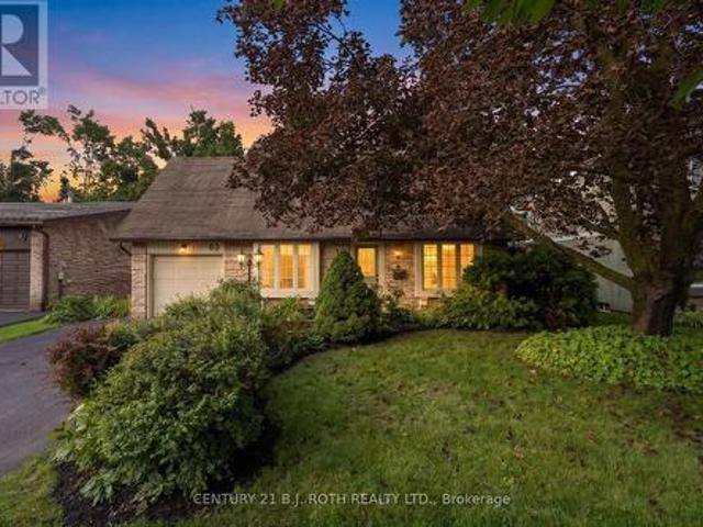 63 Oren Boulevard, Barrie, ON, L4N 4P5 house for sale | Listing ID S13739 | Royal LePage