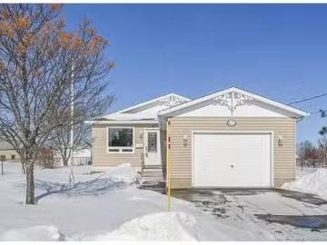 63 Parisé St, Caraquet, NB, E1W 1B6 house for sale Listing.