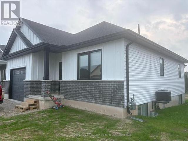 63 Rebecca Drive, Aylmer, ON, N5H 0A1 house for sale | Listing ID X13682 | Royal LePage