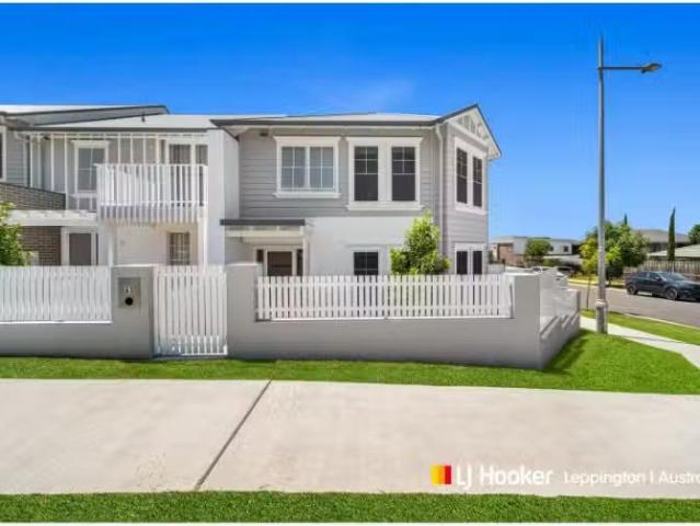 63 Richmond Road, ORAN PARK House for rent Listed by Trinity.