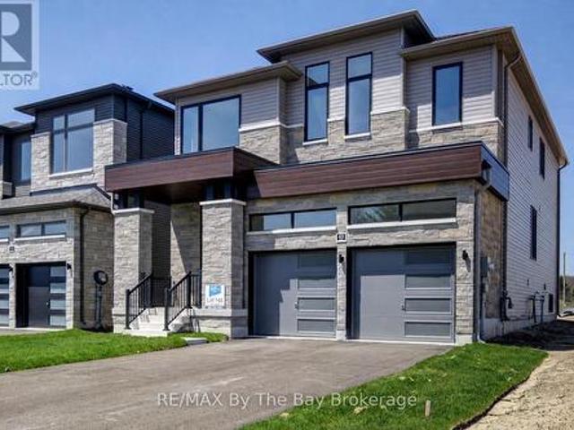 63 Rosanne Circle, Wasaga Beach, ON, L9Z 0M8 house for sale | Listing ID S13106 | Royal LePage
