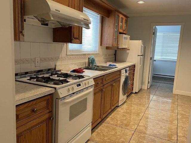 6000 Dawson Street, Burnaby