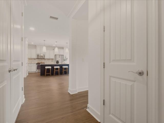 6000 Keats St # 302