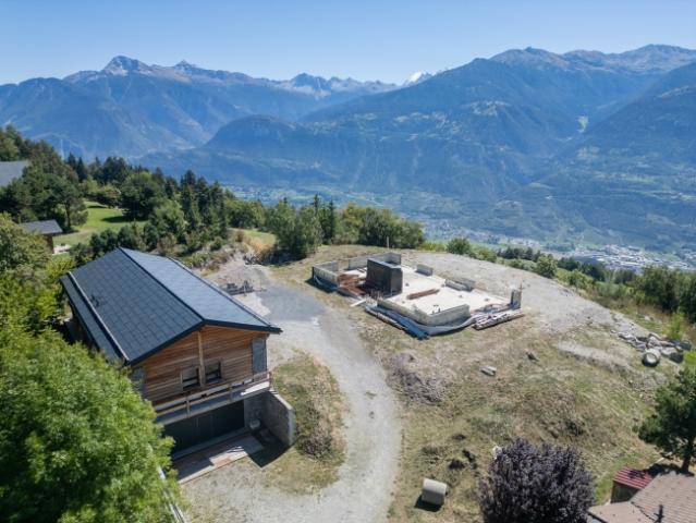 6000.Panoramablick / Projekt Chalet zum Verkauf in Sergnou/Crans Montana