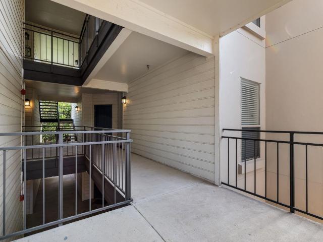 6000 Shepherd Mountain Cv # 219