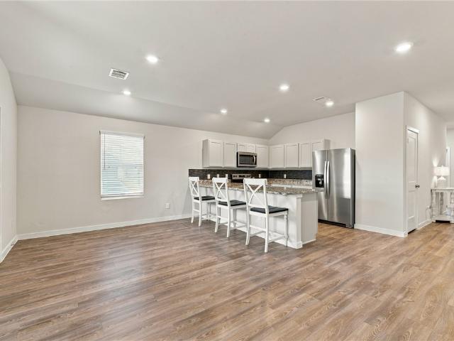 6002 Eagle Ridge Drive