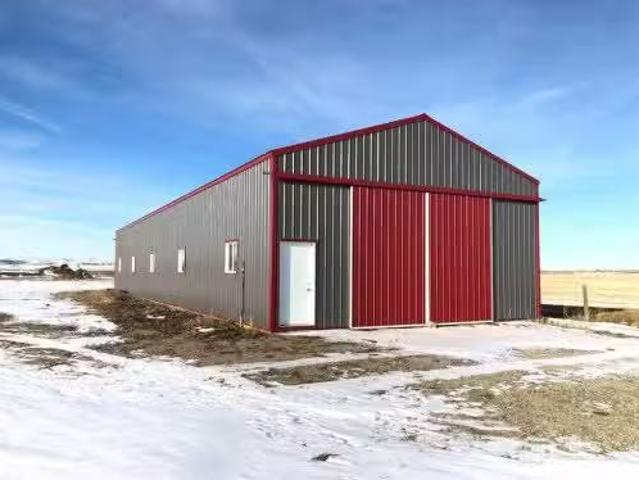 6002 54 Street, Stavely, AB, T0L 1Z0 commercial for sale Li.
