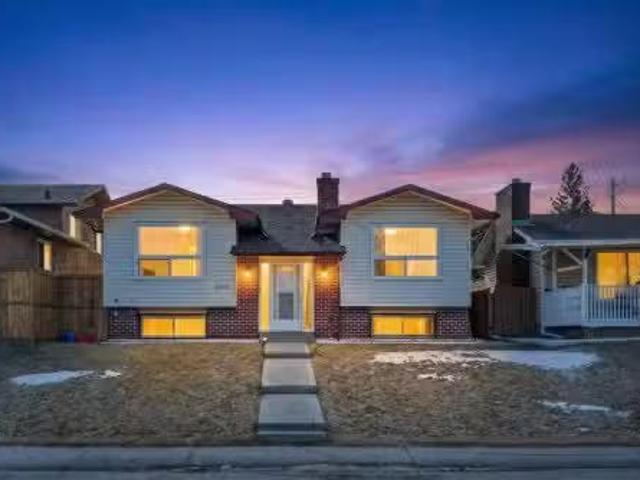 6003 Pinepoint Drive Ne, Calgary, AB, T1Y 2G2 house for sale.