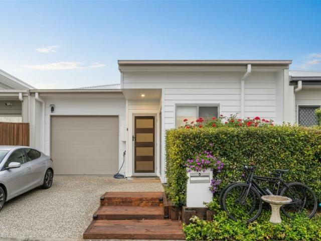 $600/wk to 20Jan2027, then $620/wk Break Lease | Chic Two Bedroom Retreat