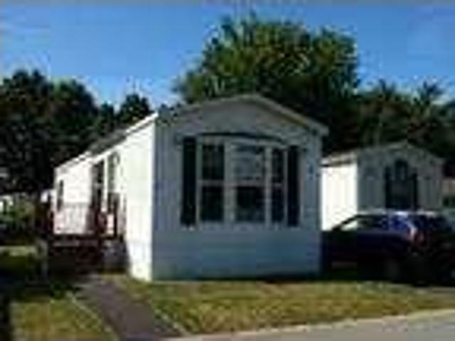 $600 / 2br This is the place Frankfort 2br bedroom