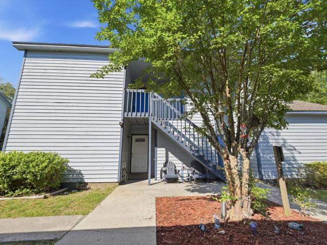600 37th Ave. N 207