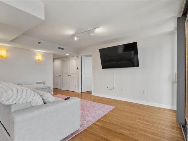 600 Admiral Blvd, Unit 904, Kansas City, MO 64106 | MLS #2600