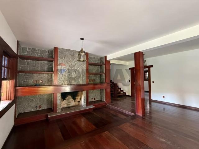 600 Área Útil Casa Alugar, 4 Dormitórios localizado em Itaipava, Petrópolis, Rio de Janeiro, 25730560 | Brasil