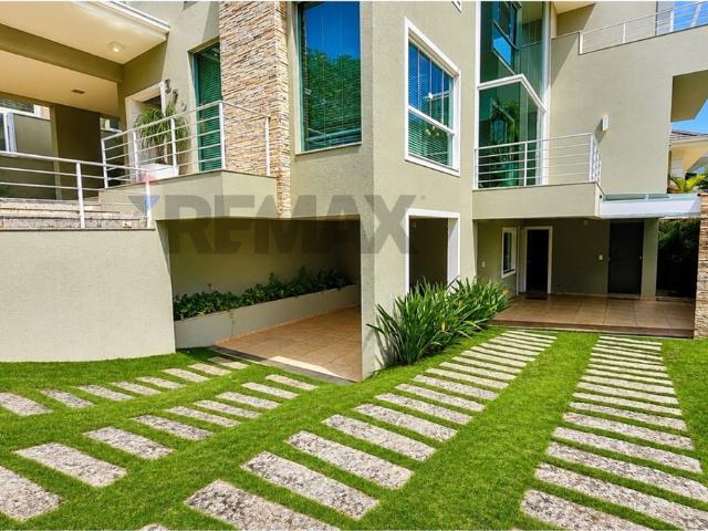 600 Área Útil Casa de Condomínio Alugar, 4 Dormitórios localizado em Rua das Bétulas, 1540, Alphaville Graciosa, Pinhais, Paraná, 83327126 | Brasil