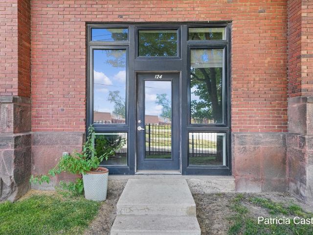 600 Broadway Avenue # 124