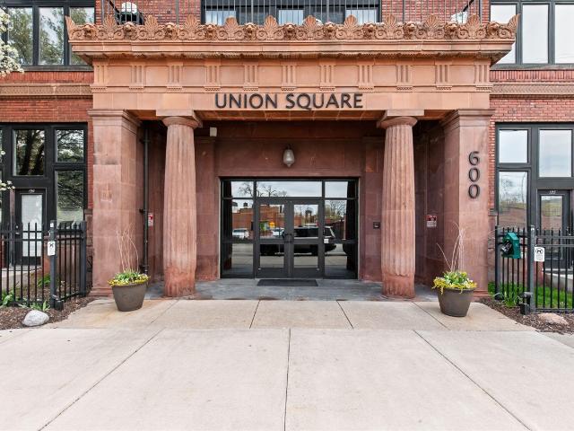 600 Broadway Avenue # 203