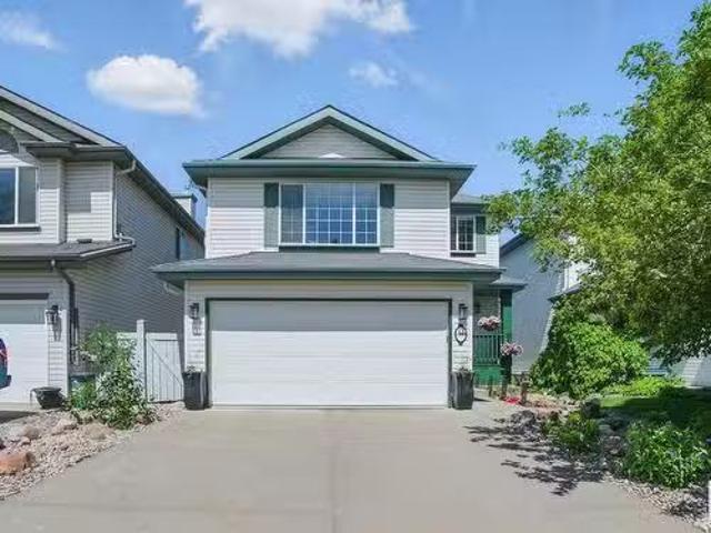 600 Glenwright Crescent, Edmonton, AB, T5T 6K8 house for sal.
