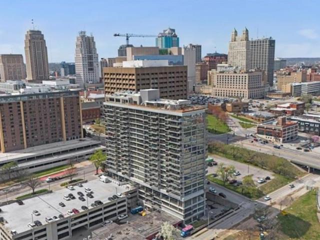 600 E Admiral Boulevard # 1703