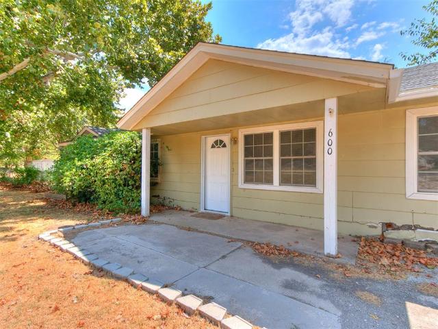 600 E Cherry Street