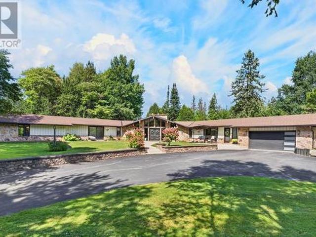 600 Fourth Lin E, Sault Ste. Marie, ON, P6A 5K8 house for sale | Listing ID SM262667 | Royal LePage