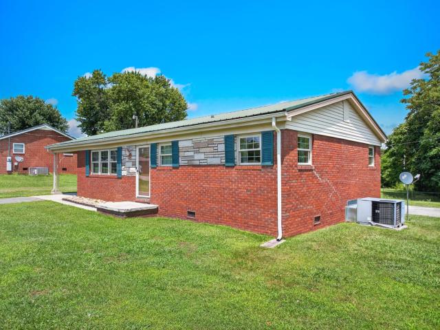 600 Hilltop Drive