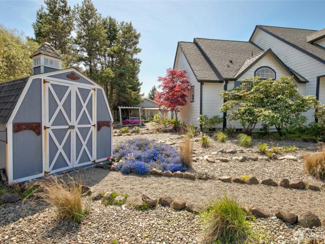 600 Ocean Shores Boulevard SW