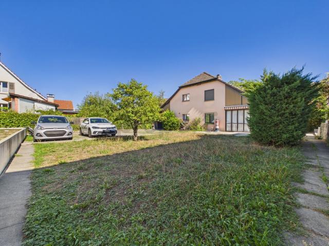 600 m² Bauland mit Abbruchobjekt in Möhlin