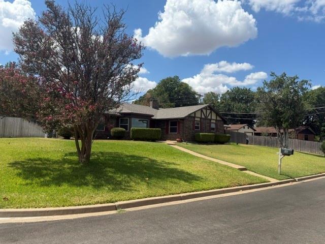 600 Mountain Lake Drive
