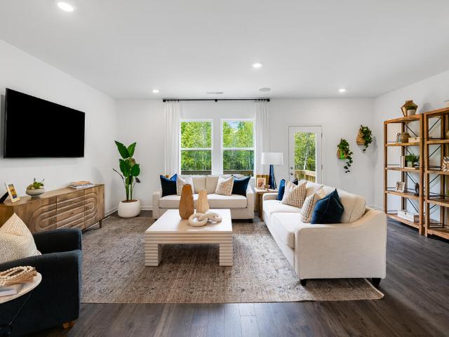 600 Macmillan Way