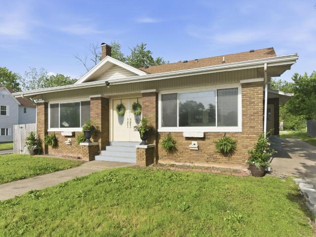 600 N Central Avenue