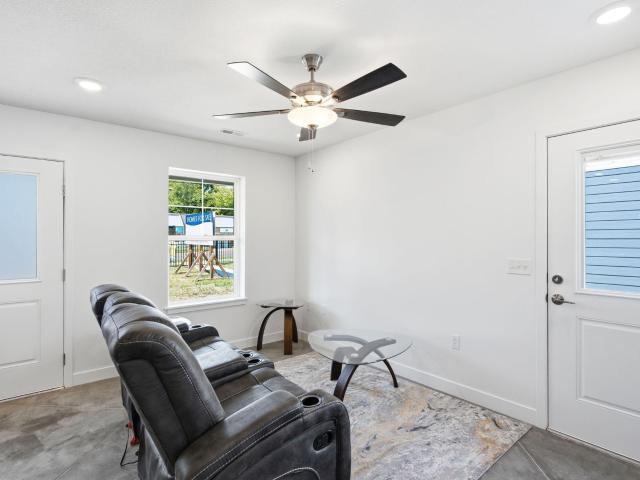 600 n providence rd 100