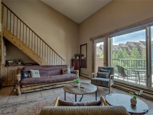 600 S Park Avenue # 218