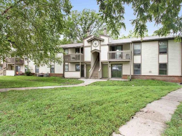 600 SE 291 Hwy 2 Bedroom Apartment for Rent at 600 Se State Route 291, Lee's Summit, MO 64063 Roseland Heights