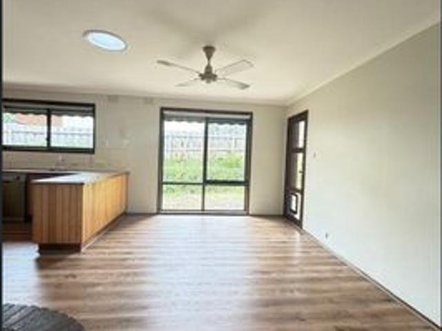 $600 p/w Accommodating For Large Families & Numerous Vehicles