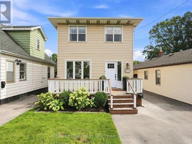 600 Quebec Street, Hamilton, ON, L8H 6V4 house for sale | Listing ID X13747 | Royal LePage