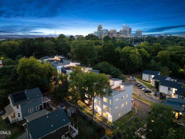 600 Rocky Knob Ct, Raleigh, NC 27601 | MLS #10136