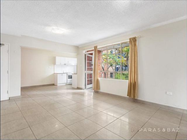 600m to Westmead Station