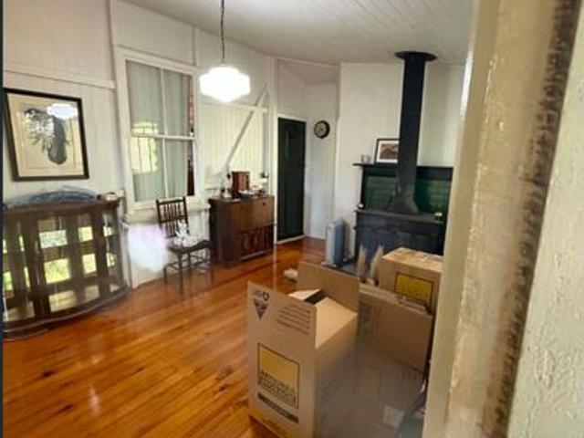 $600pw Avail 14 September