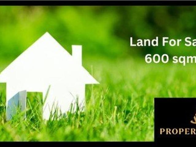 600sqm East Facing lot for your custom dream mansion!