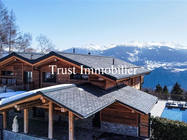 6014. Einzigartiges Chalet in Arbaz – Kraft und Eleganz vor dem Hintergrund der Berge