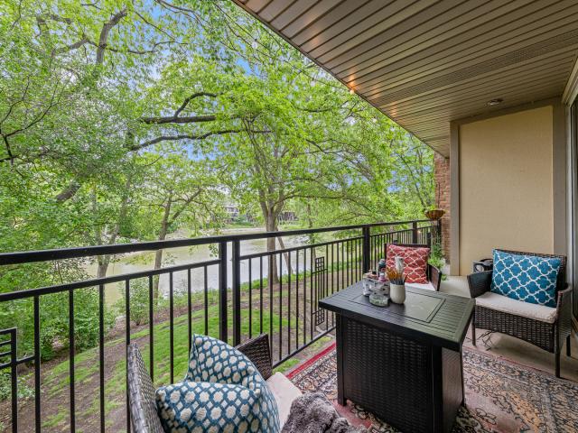 6015 Forest View Road # 2A
