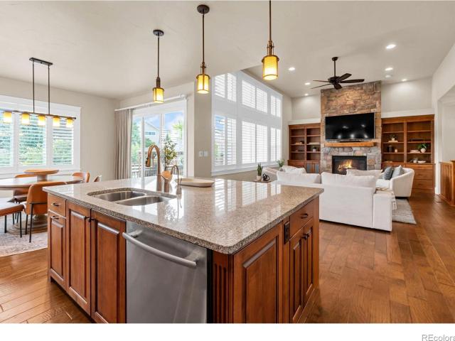 6015 Yellowtail Street
