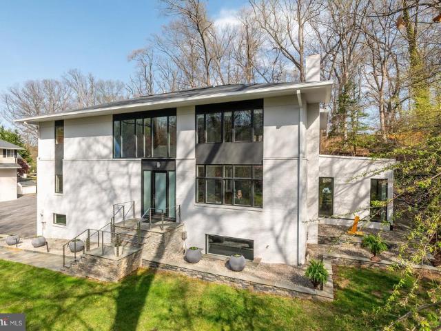 6016 Chesterbrook Road