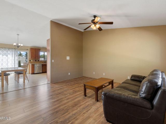 6017 n tower lane