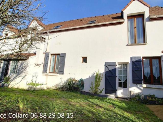 60100 CREIL limite NOGENT Maison individuelle 5 chambres dont 2 en RDC,2 sde2 wc